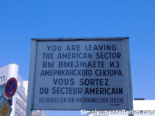 Checkpoint Charlie em Berlim