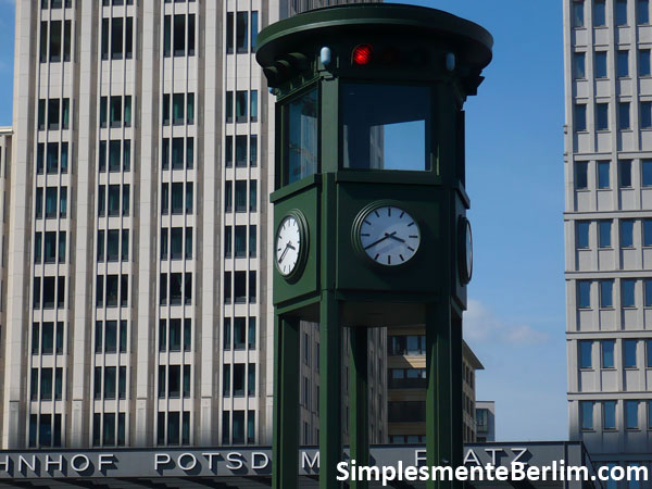 Potsdamer Platz - Réplica do Semáforo