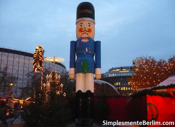 Feira de Natal na Gedächtniskirche