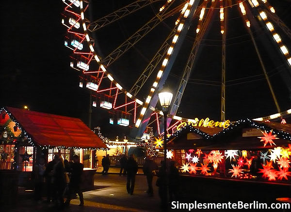 Feira de natal na Rotes Rathaus (Prefeitura de Berlim)