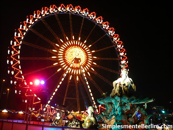 Feira de natal na Rotes Rathaus (Prefeitura de Berlim)