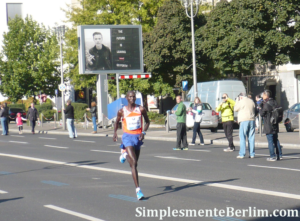 Wilson Kipsang vencedor da Maratona de Berlim 2013