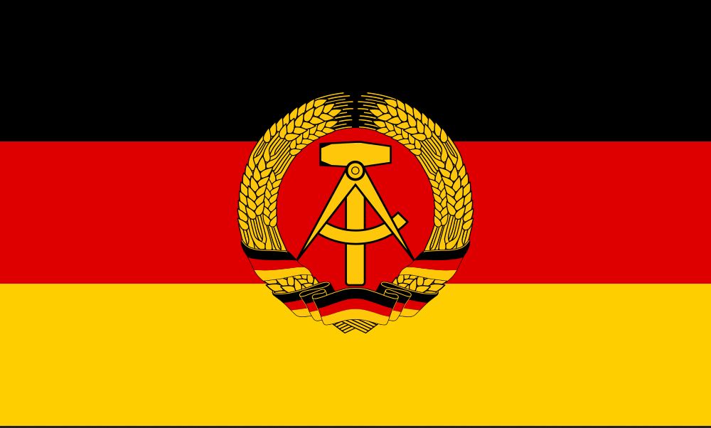 A bandeira da Alemanha Oriental