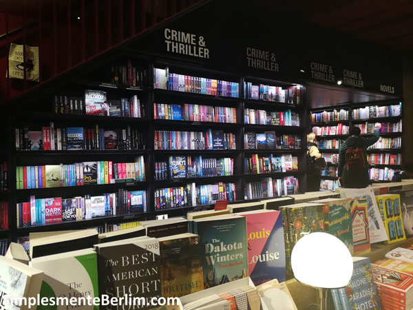 Dussmann das KulturKaufhaus: Uma das maiores livrarias de Berlim
